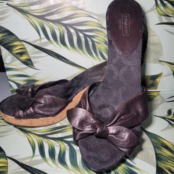 Coach Black Karen Heels Cork Heel Size 10 - Picture 1 of 6